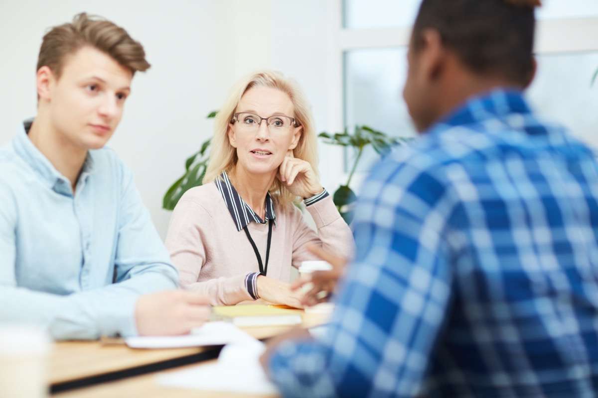 Comment relancer sa candidature après un entretien d'embauche